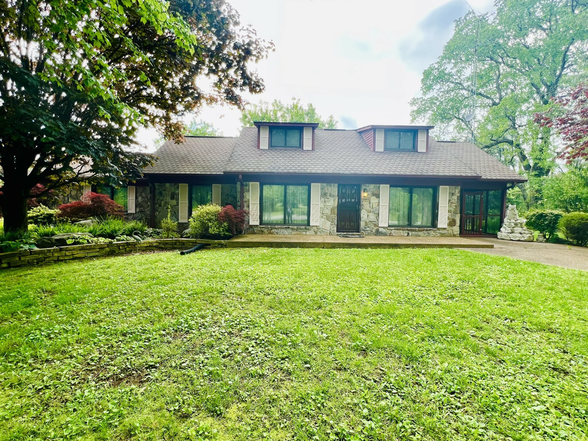 Property Photo: 2933 SR 56 Rd TN 37387
