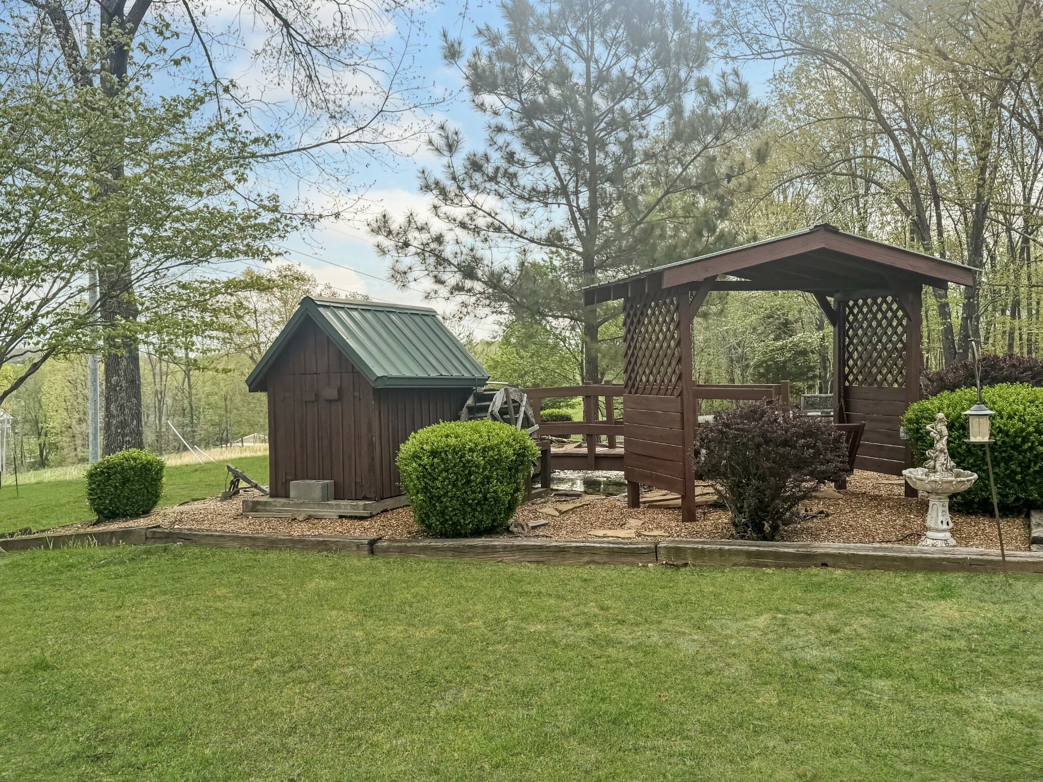 Property Photo: 130 Wayne Threatt Rd TN 37058