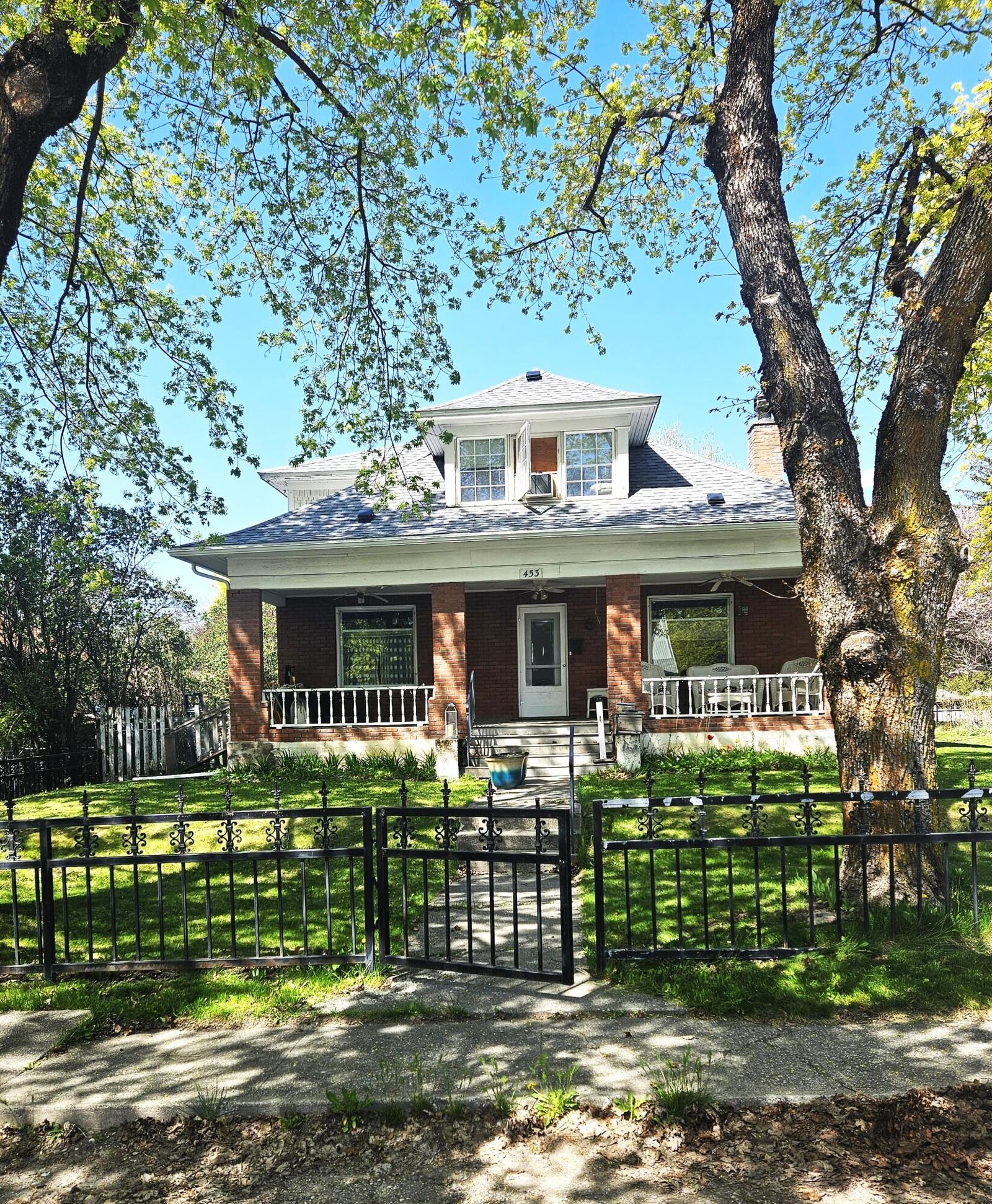 Property Photo: 453 E Astor Ave WA 99114