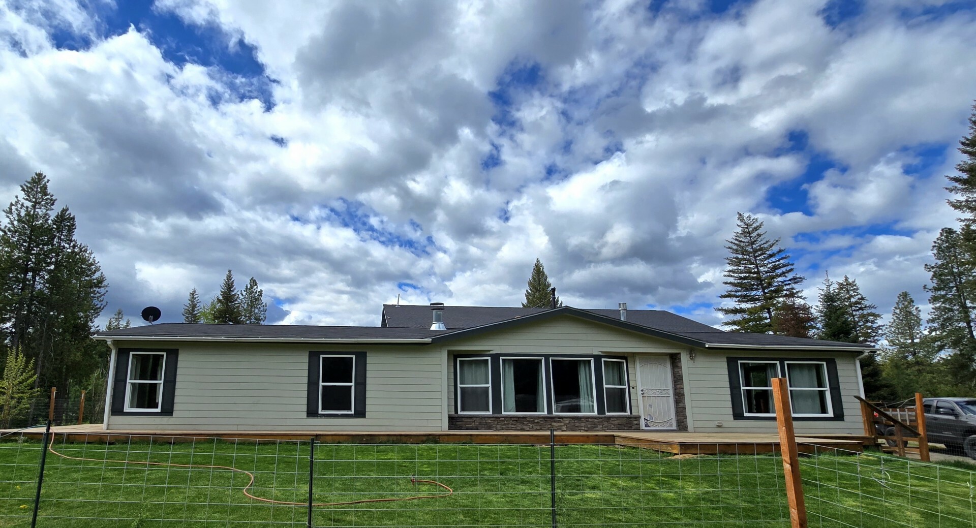 Property Photo: 14 Sapphire Lane W MT 59874