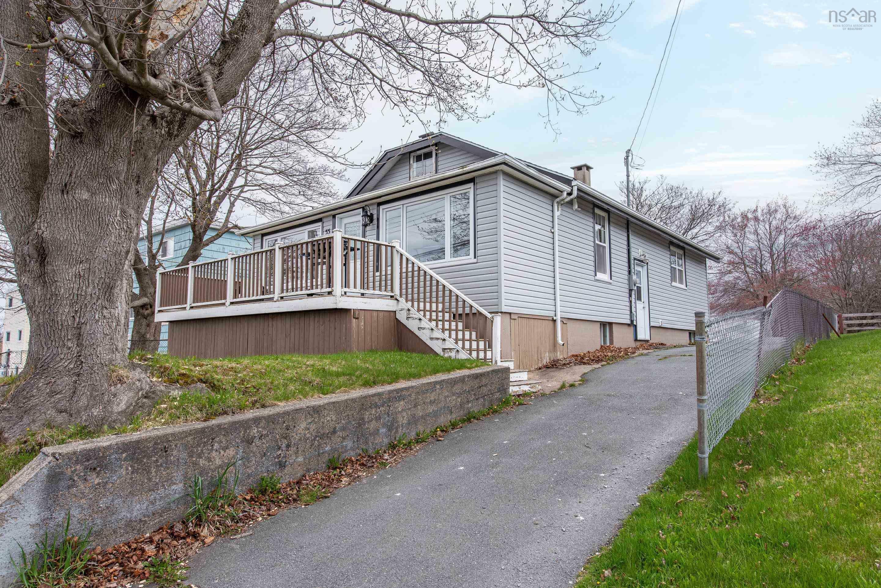 55 Gaston Road  Dartmouth NS B2Y 3W5 photo