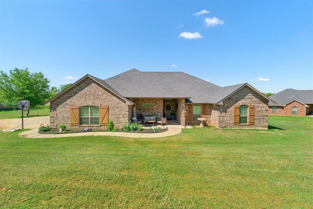 Property Photo: 5729 Hillside Drive OK 73044