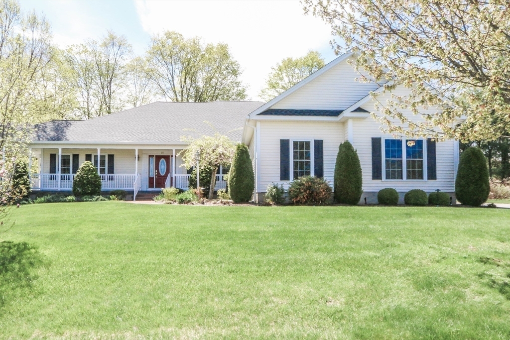 Property Photo: 35 Farmington Circle MA 01030