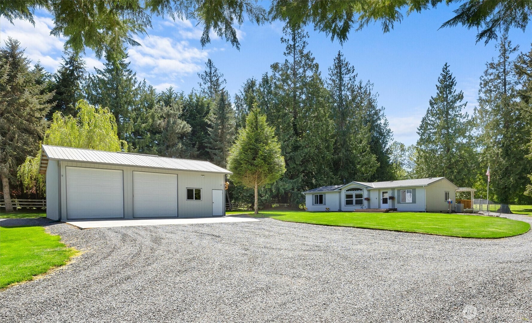 16608  McRae Road  Arlington WA 98223 photo