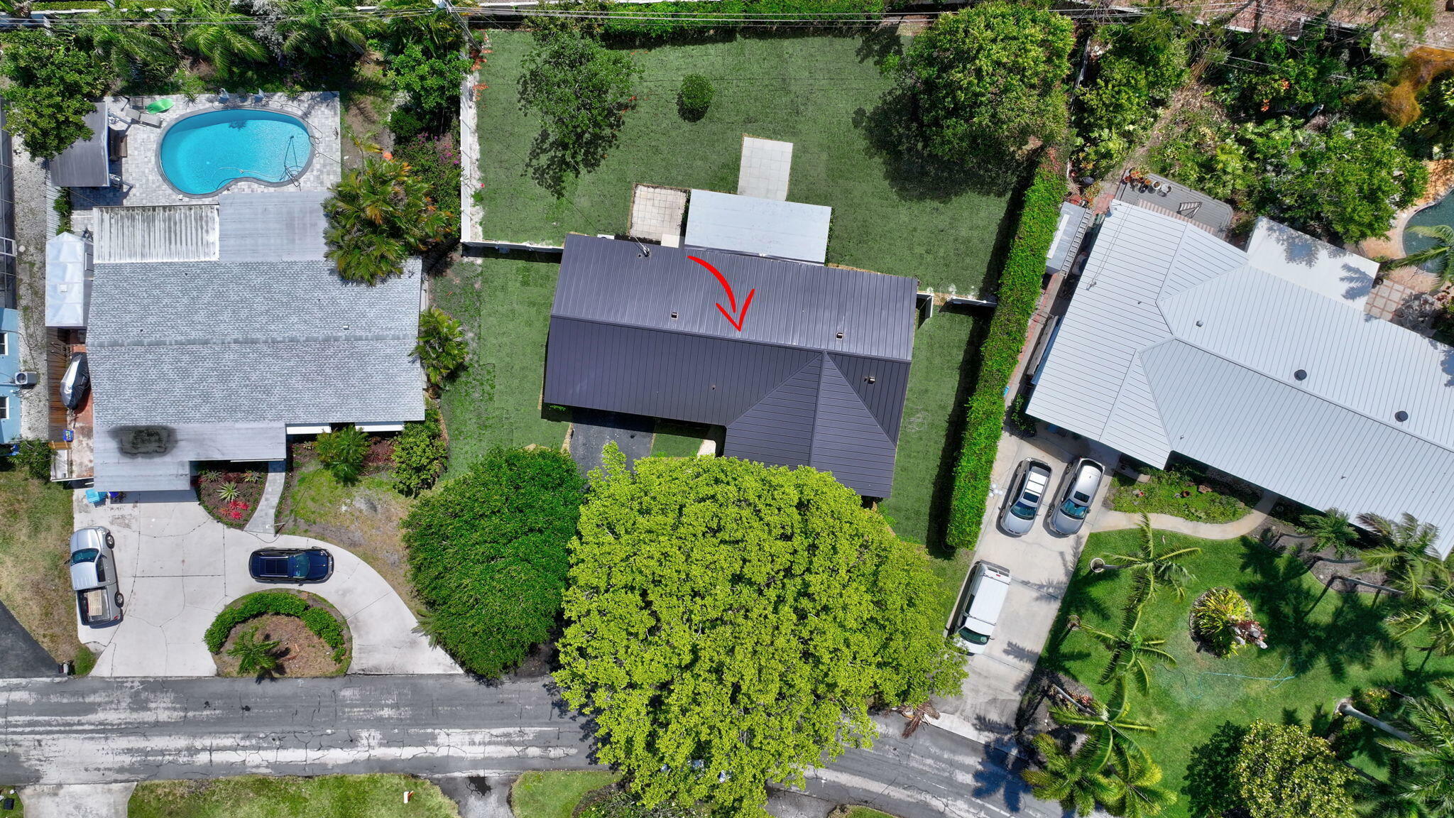 Property Photo:  2410 SW 1st Street  FL 33435 