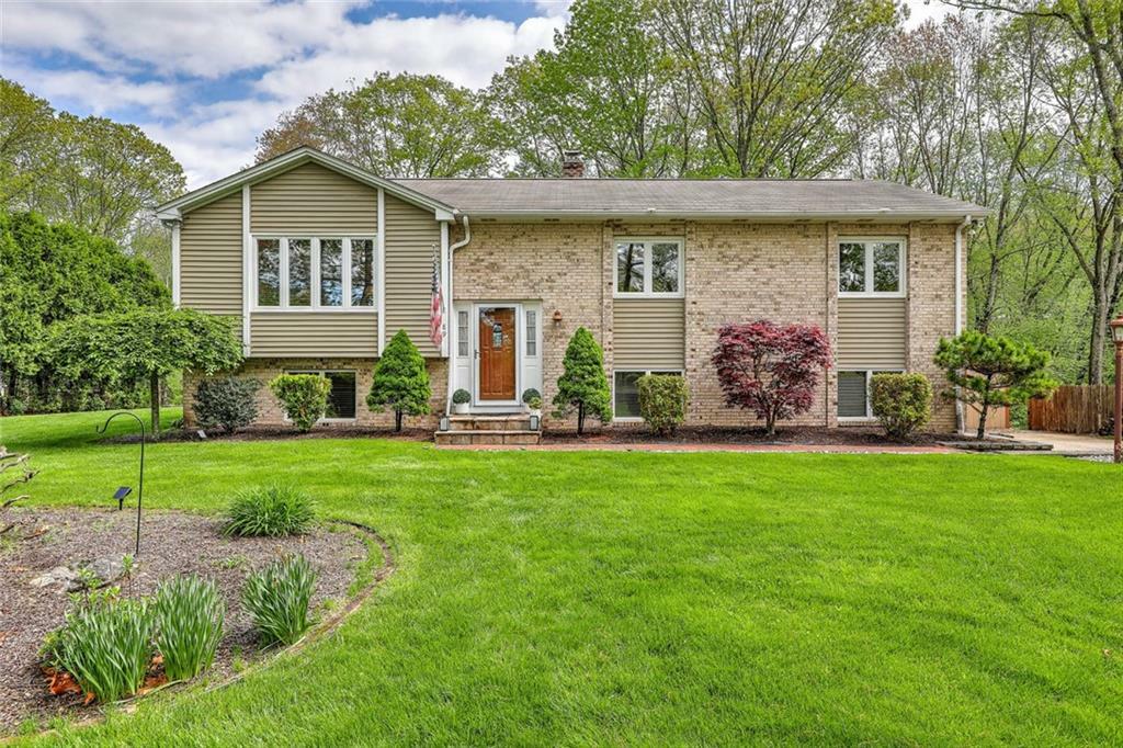 89 Swan Road  Smithfield RI 02917 photo
