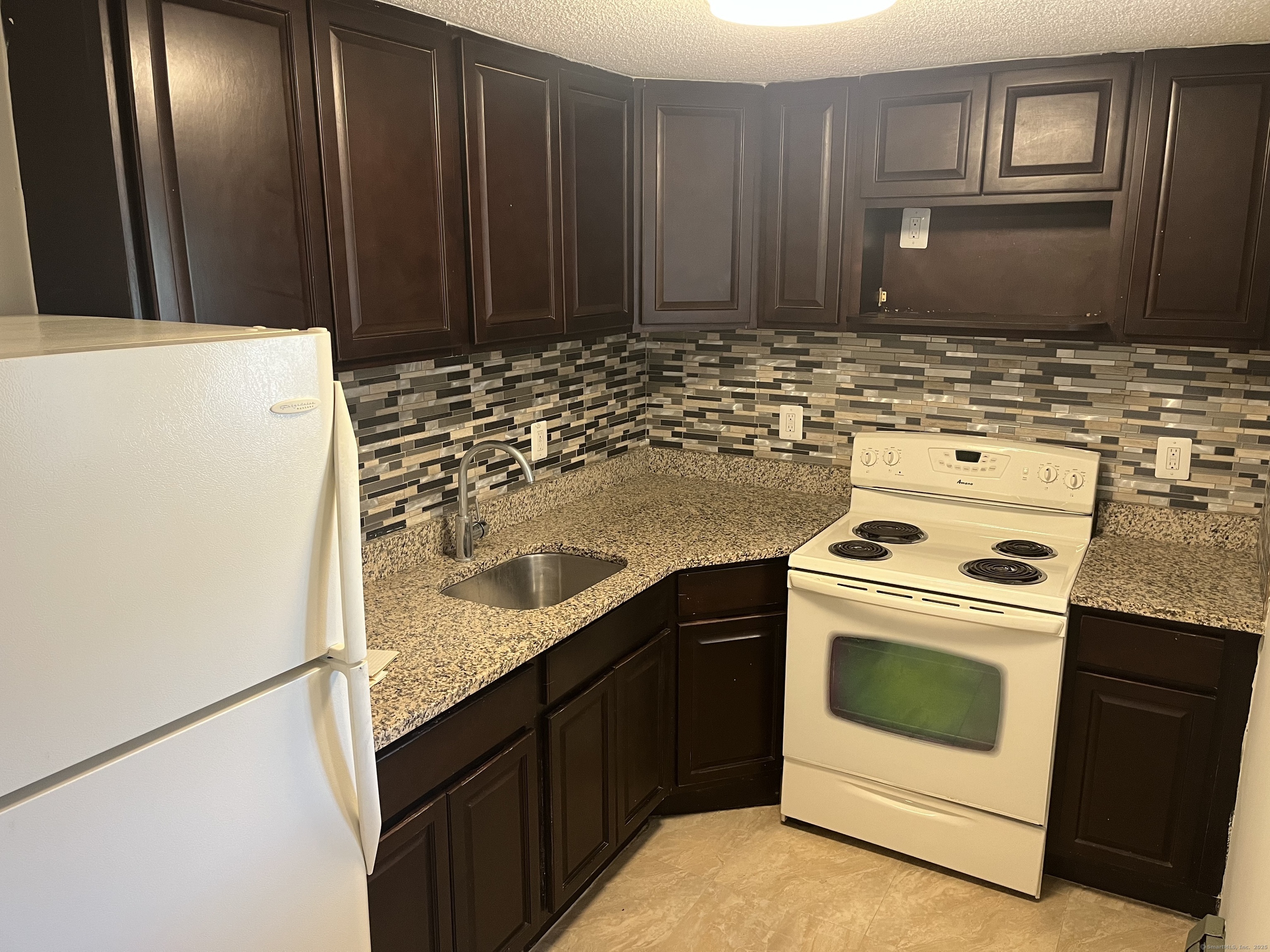 Property Photo: 32 Cook Avenue B25 CT 06451