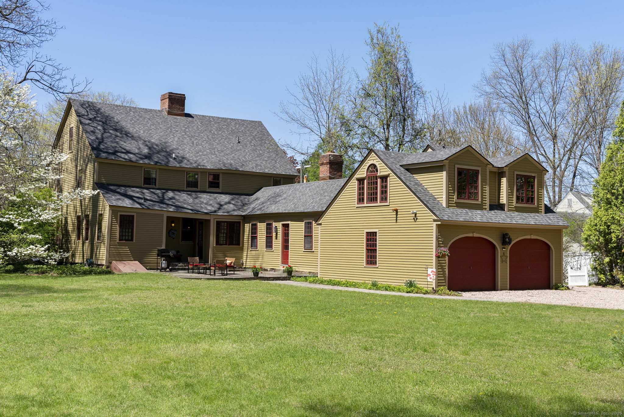 Property Photo: 1696 Main Street CT 06033