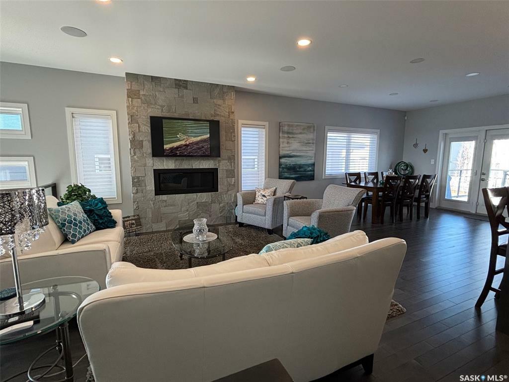 Property Photo: 574 Bolstad Turn SK S7W 0X9