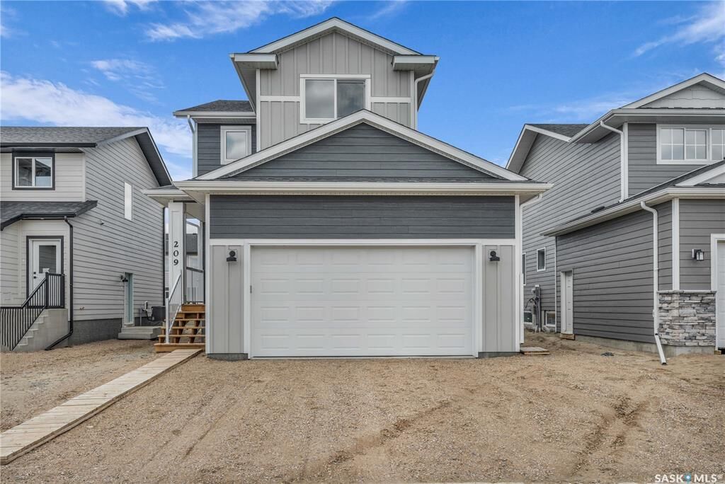Property Photo:  411 Doran Crescent  SK S7V 1W3 