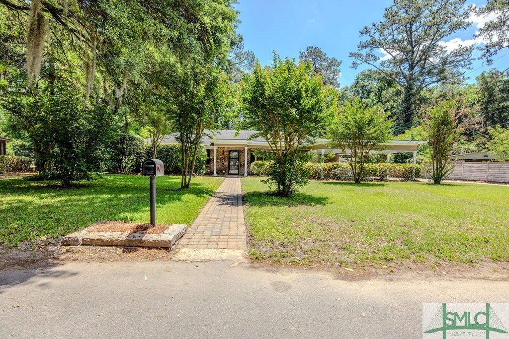 Property Photo:  1303 Brightwood Drive  GA 31406 