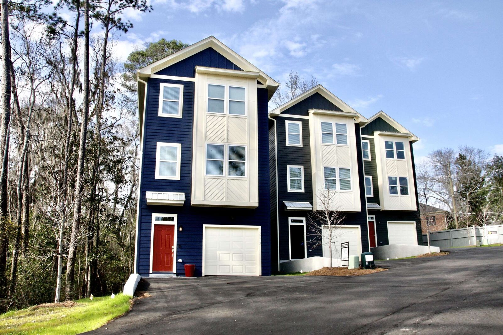 Property Photo: 1577 Metropolitan Boulevard 1 FL 32308