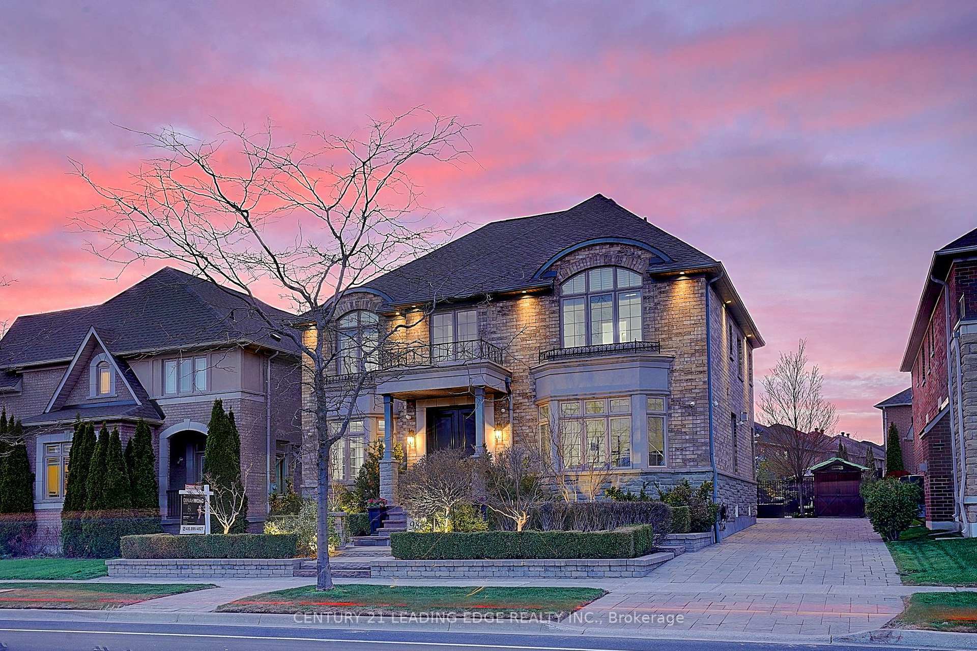 Photo de la propriété: 986 Castlemore Avenue ON L6E 0G2