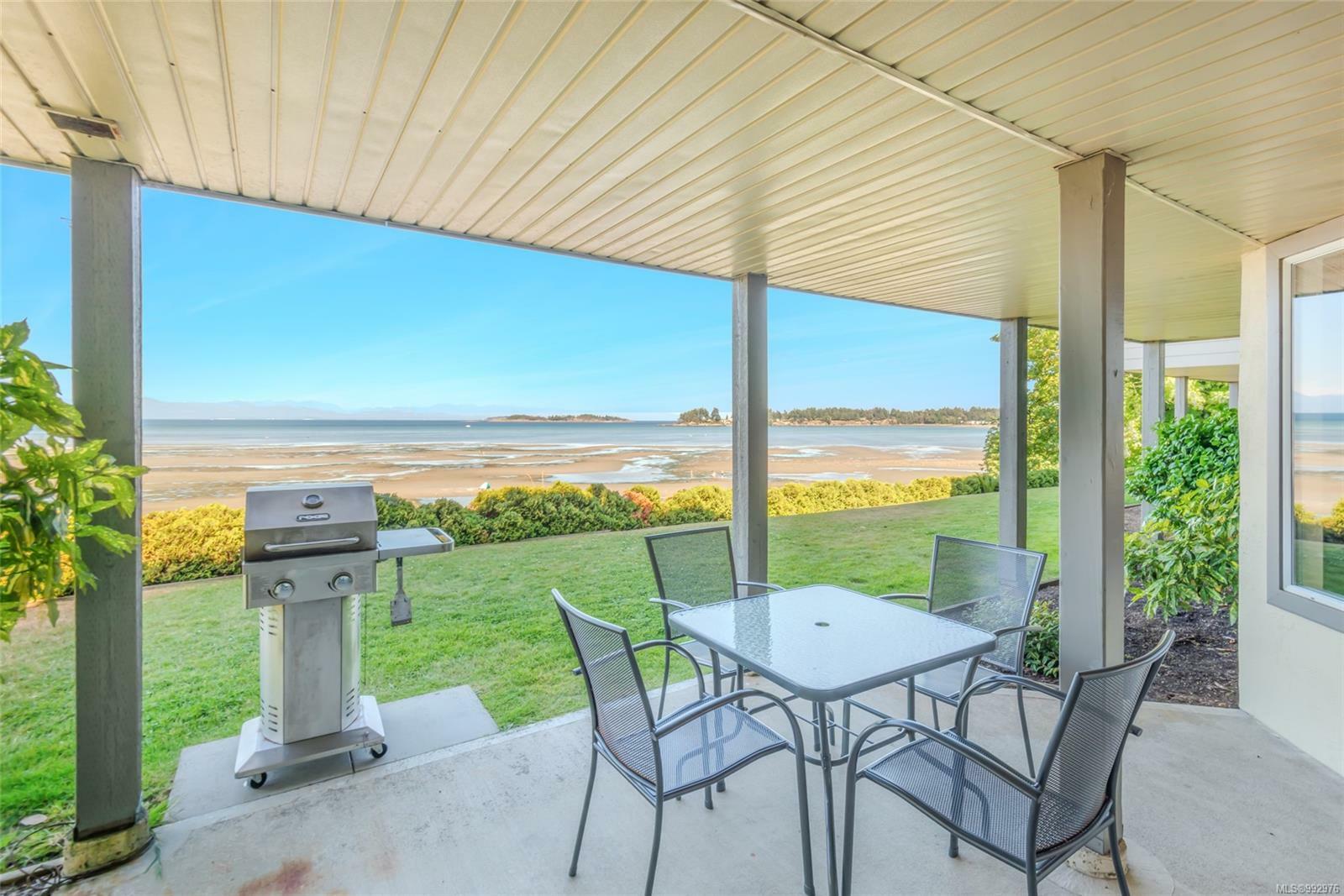 Property Photo: 1165 Resort Dr 309 BC V9P 2E2