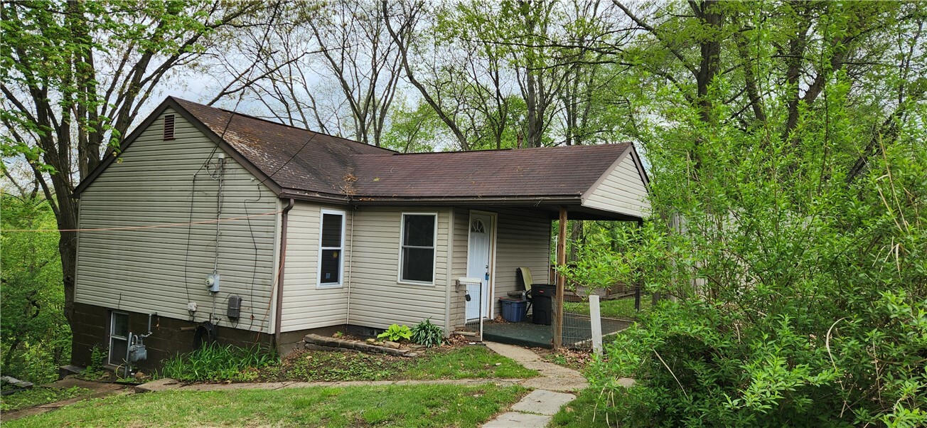Property Photo: 1211 Center Ave PA 15673