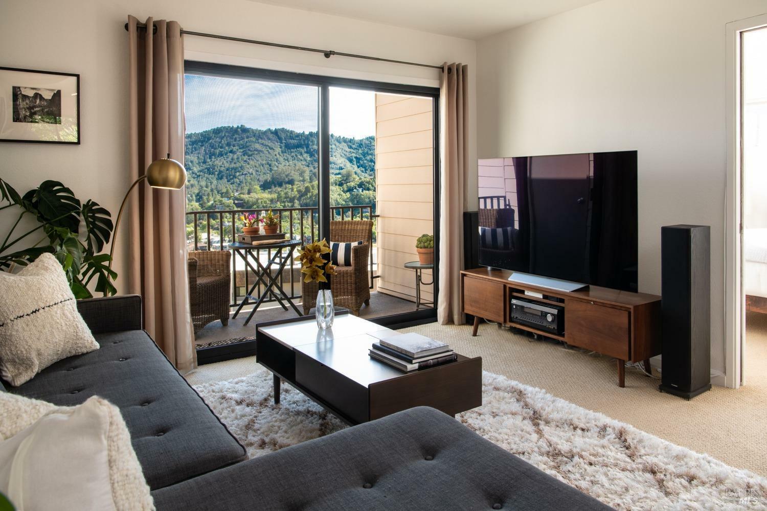 Property Photo: 713 Via Casitas CA 94904