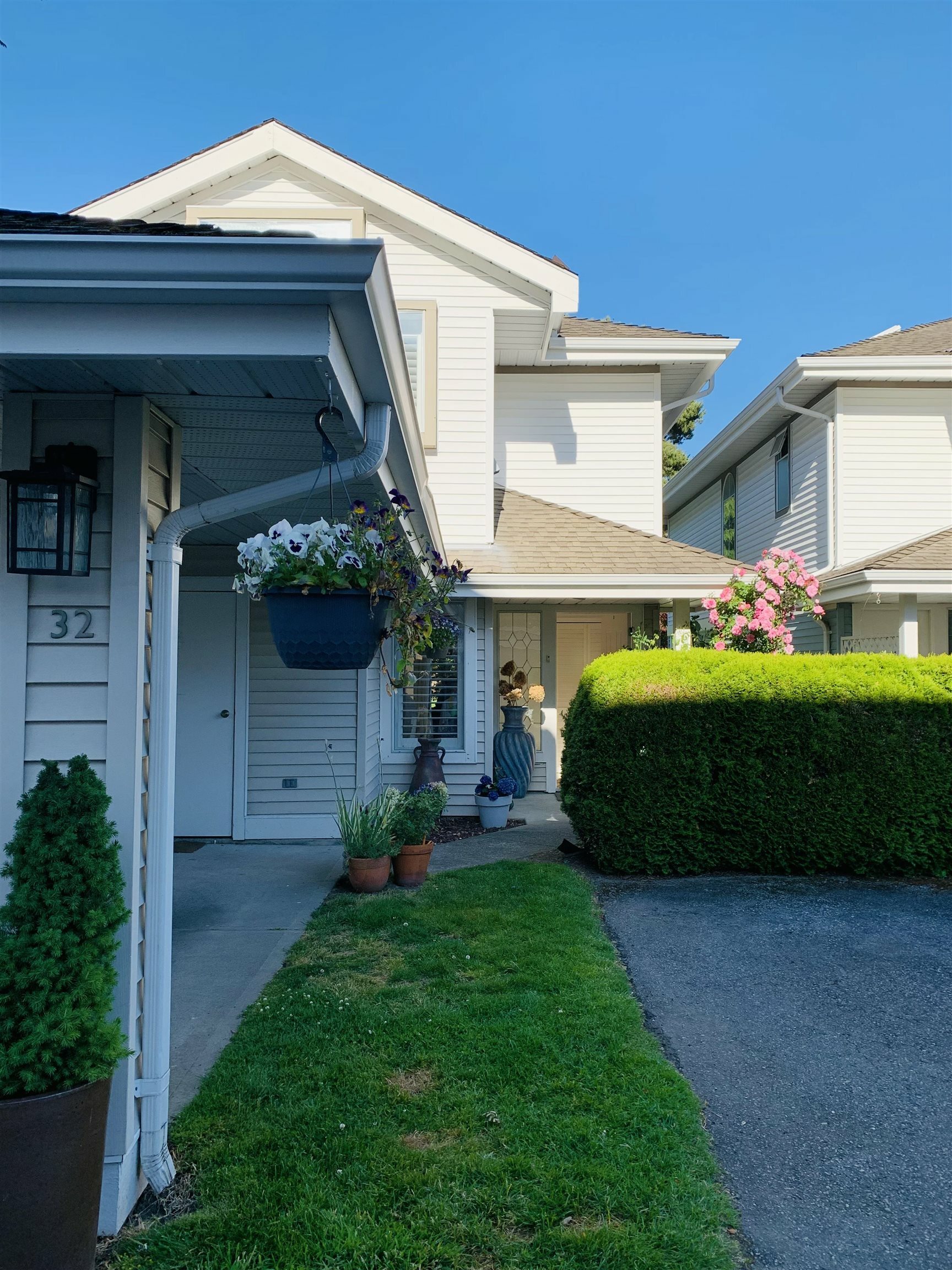 Property Photo: 12331 Phoenix Drive 32 BC V7E 6C4