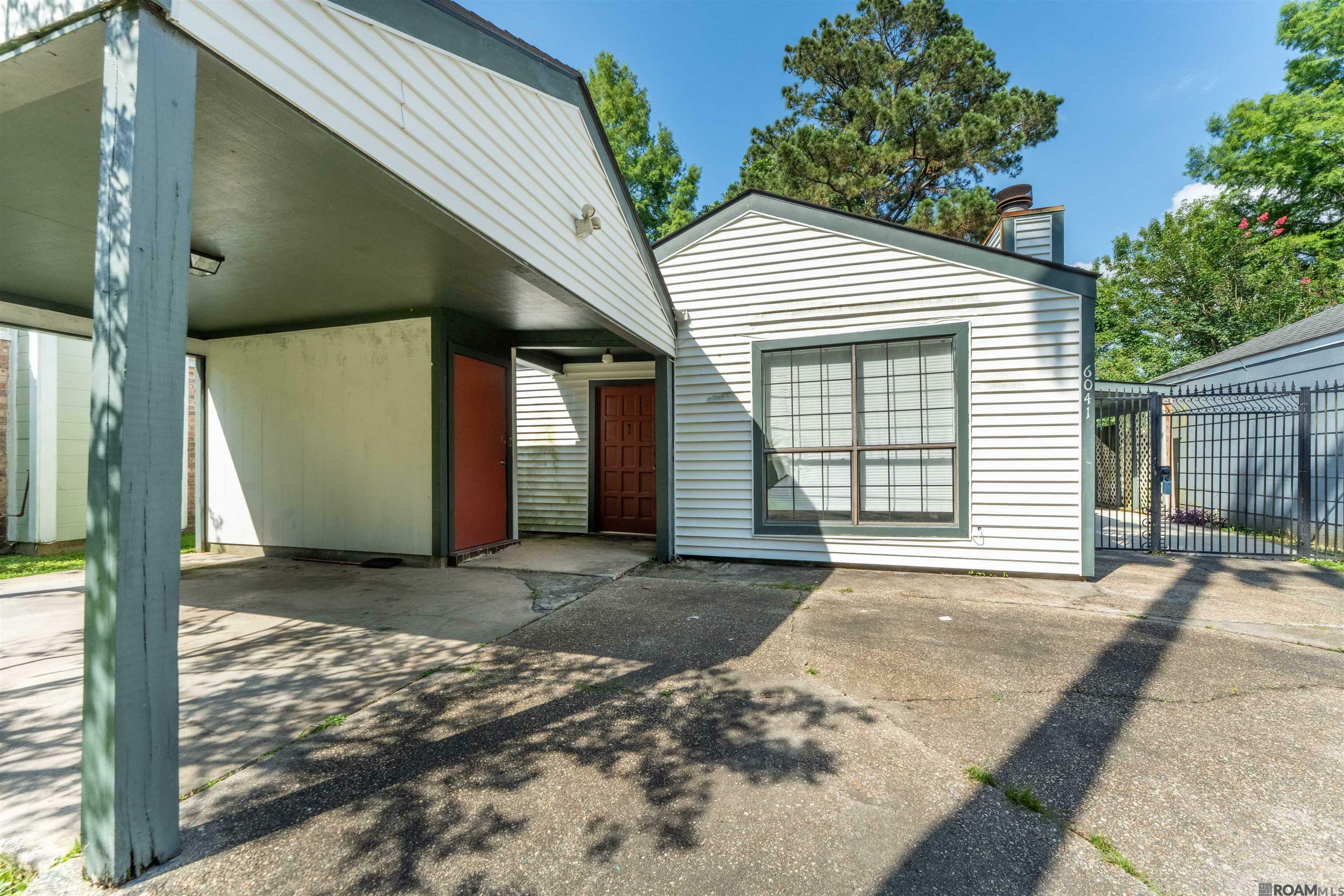 Property Photo: 6041 Cottage Row Dr LA 70817