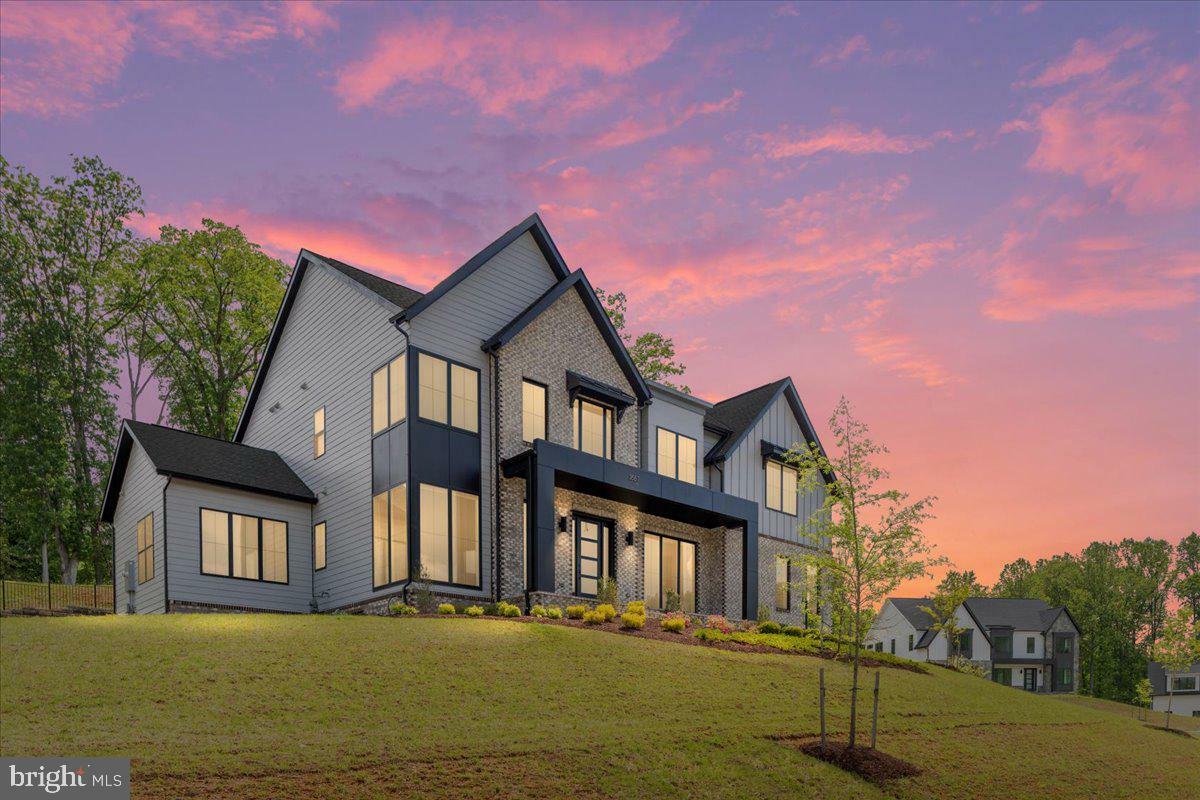 Property Photo: 3557 Orchid Pond Way VA 22124