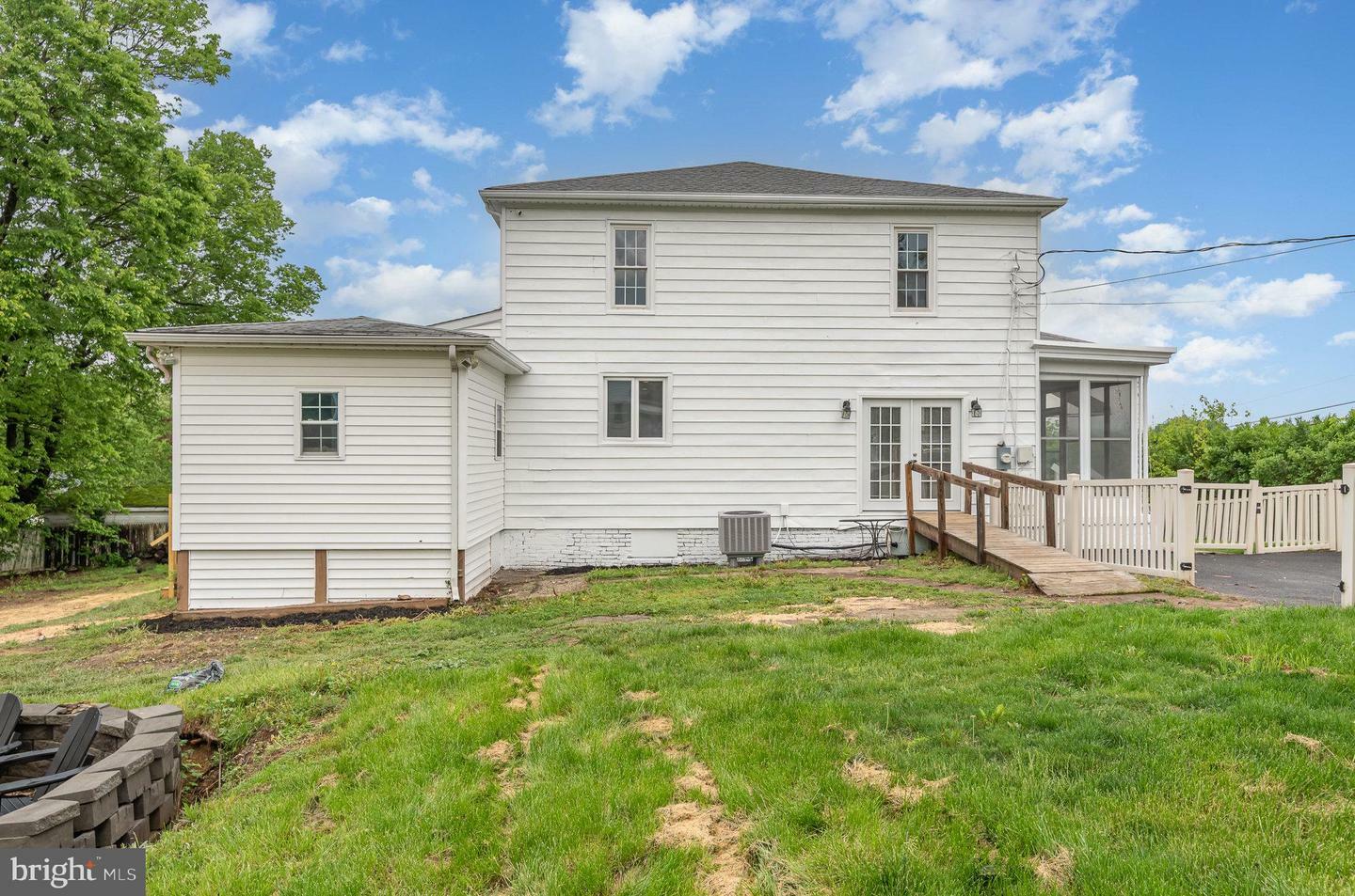 Property Photo: 2329 Locust Lane PA 17109