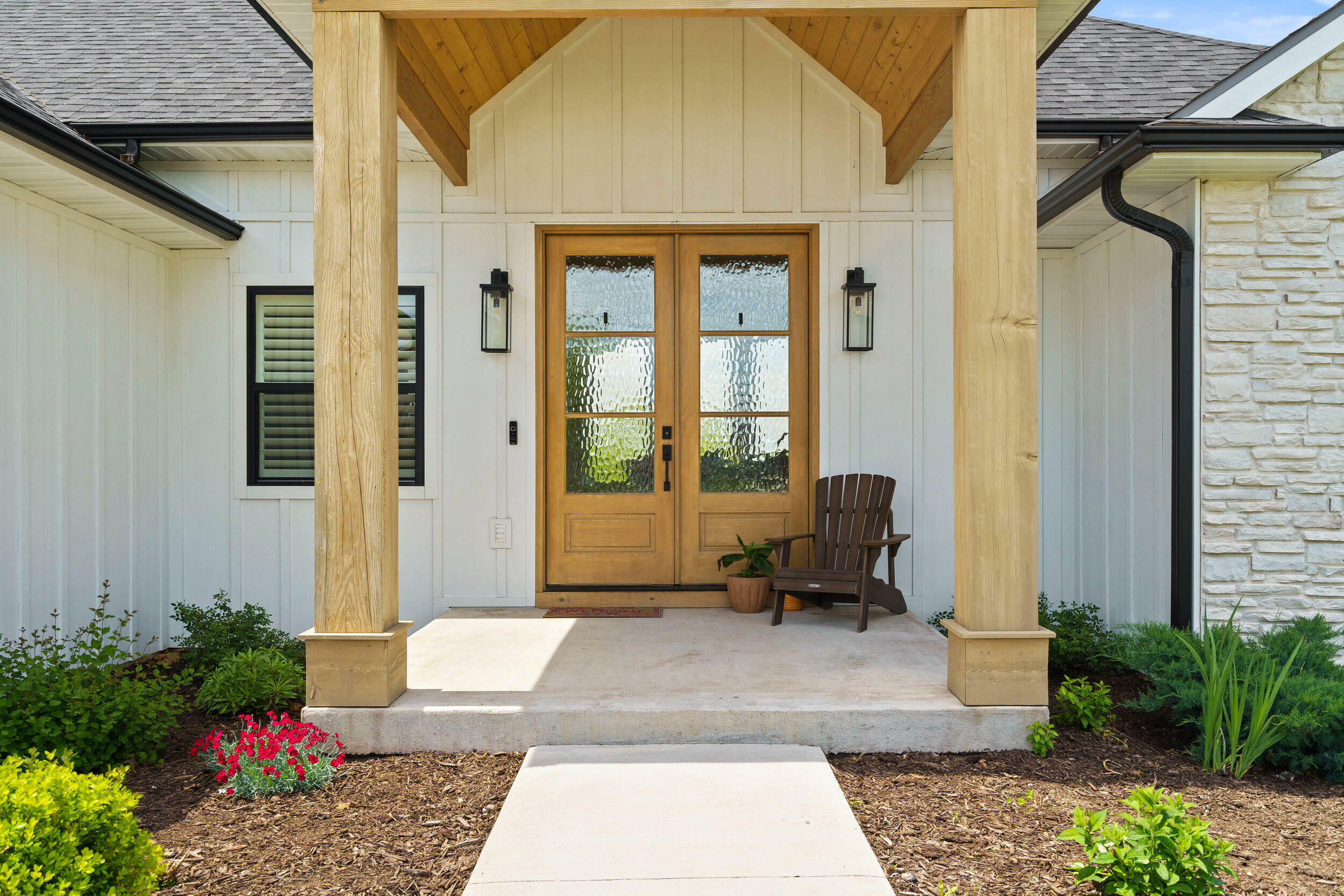 Property Photo: 605 Angels Rest Way MO 65203