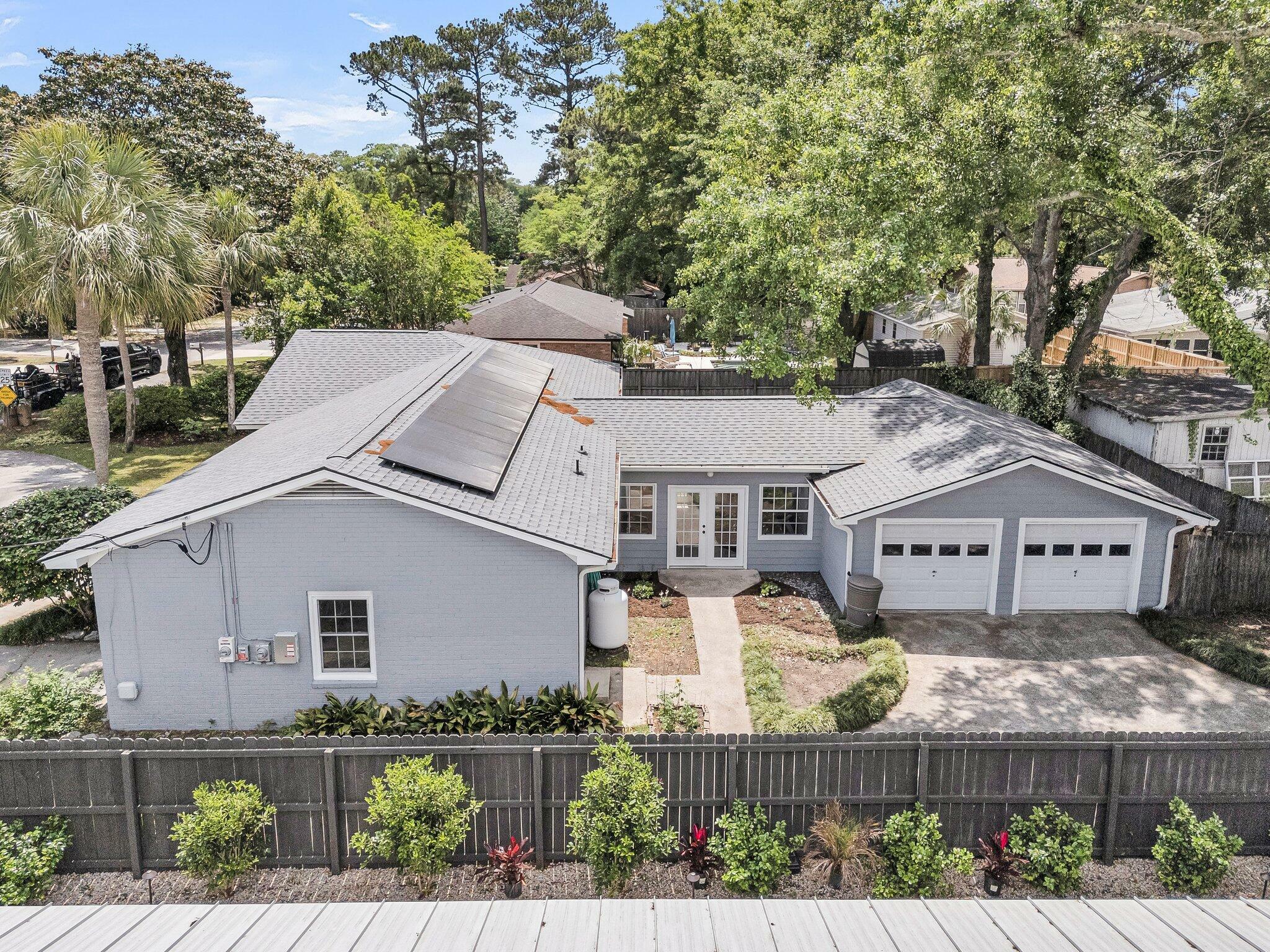 Property Photo: 1406 Glencoe Drive SC 29464