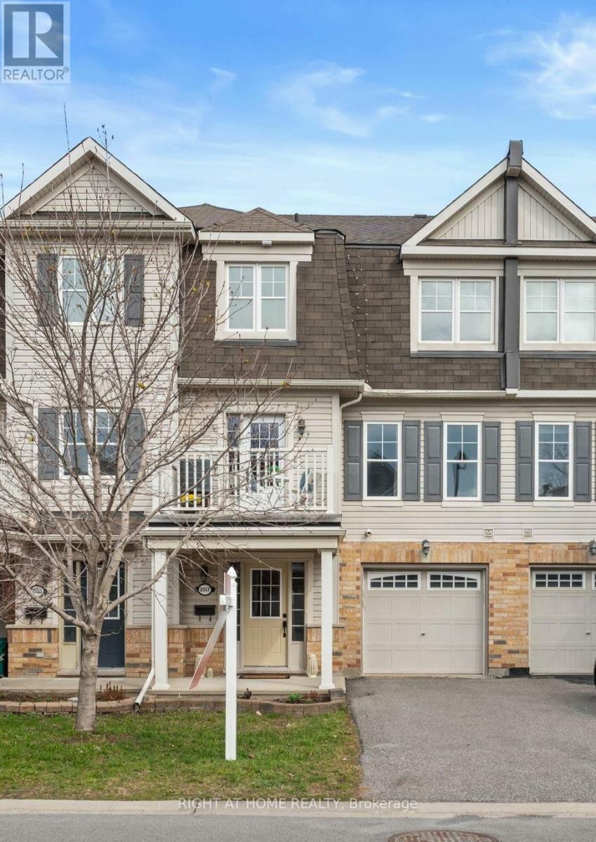Property Photo: 2557 Waterlilly Way ON K2J 0K6