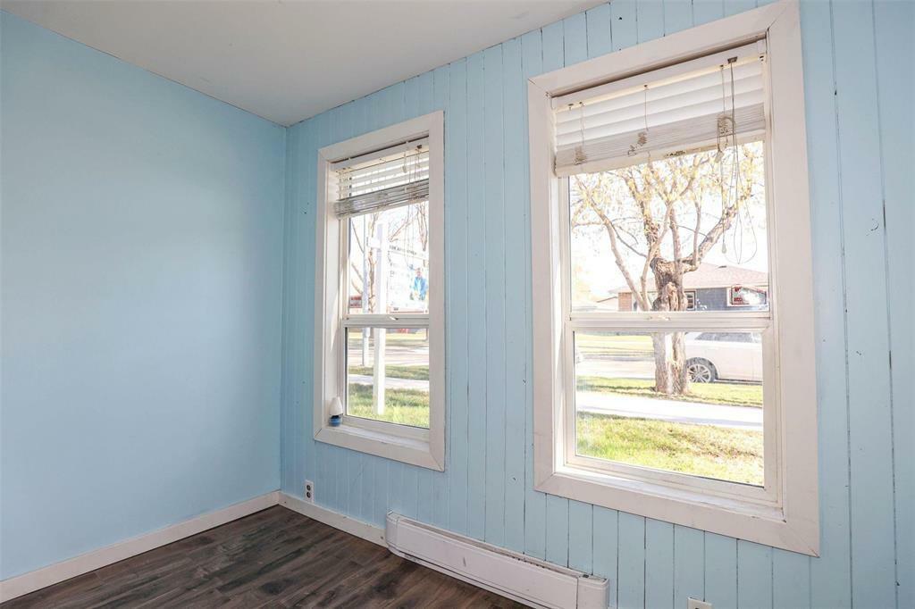 Photo de la propriété: 417 Victoria Avenue East MB R2C 0E9