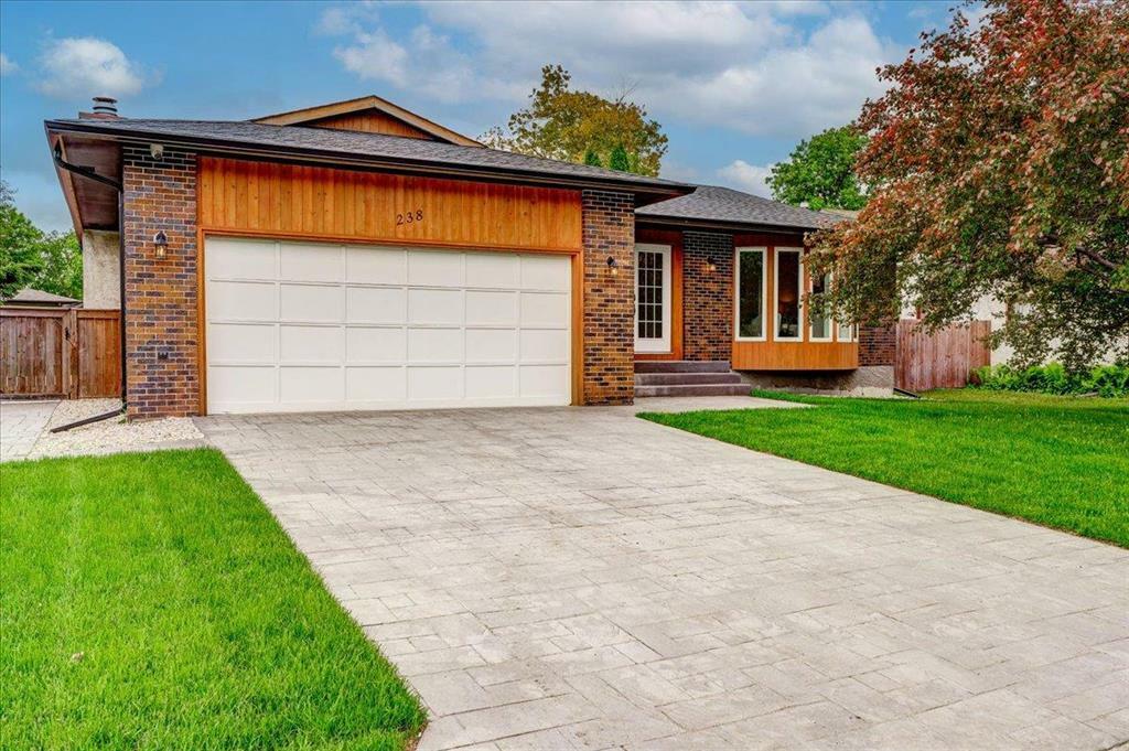 Property Photo:  238 Kirkbridge Drive  MB R3T 4Z4 