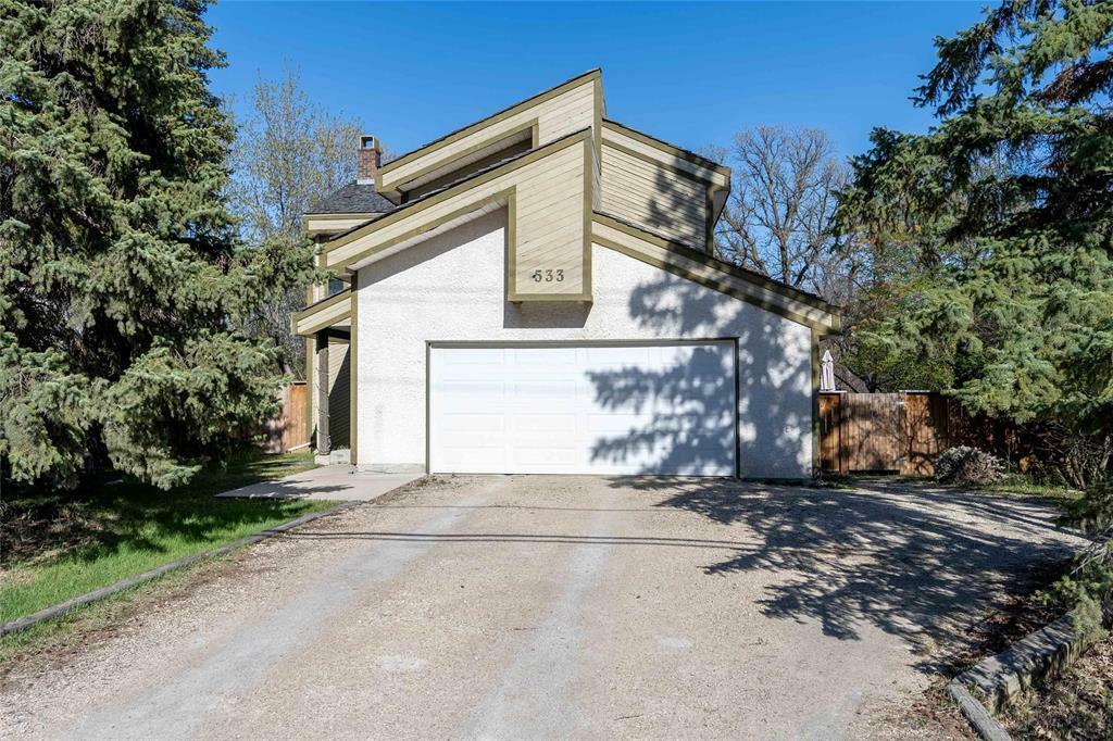 Photo de la propriété: 533 Charleswood Road MB R3R 1K5