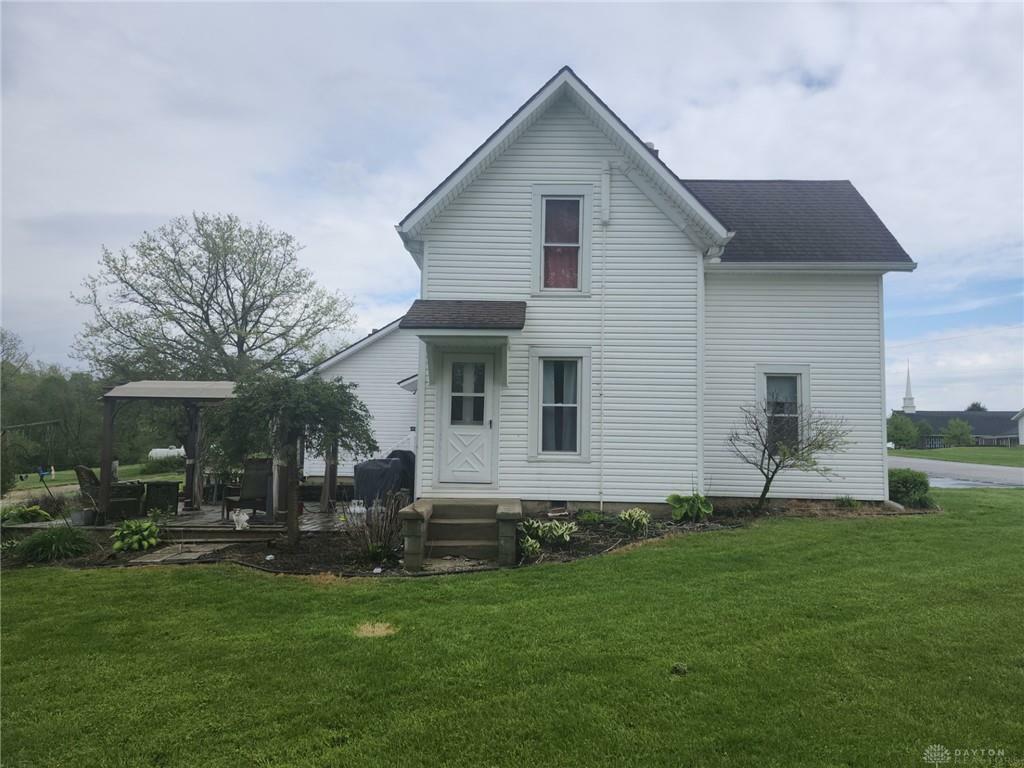 Property Photo: 3210 Leatherwood Creek Road OH 45365