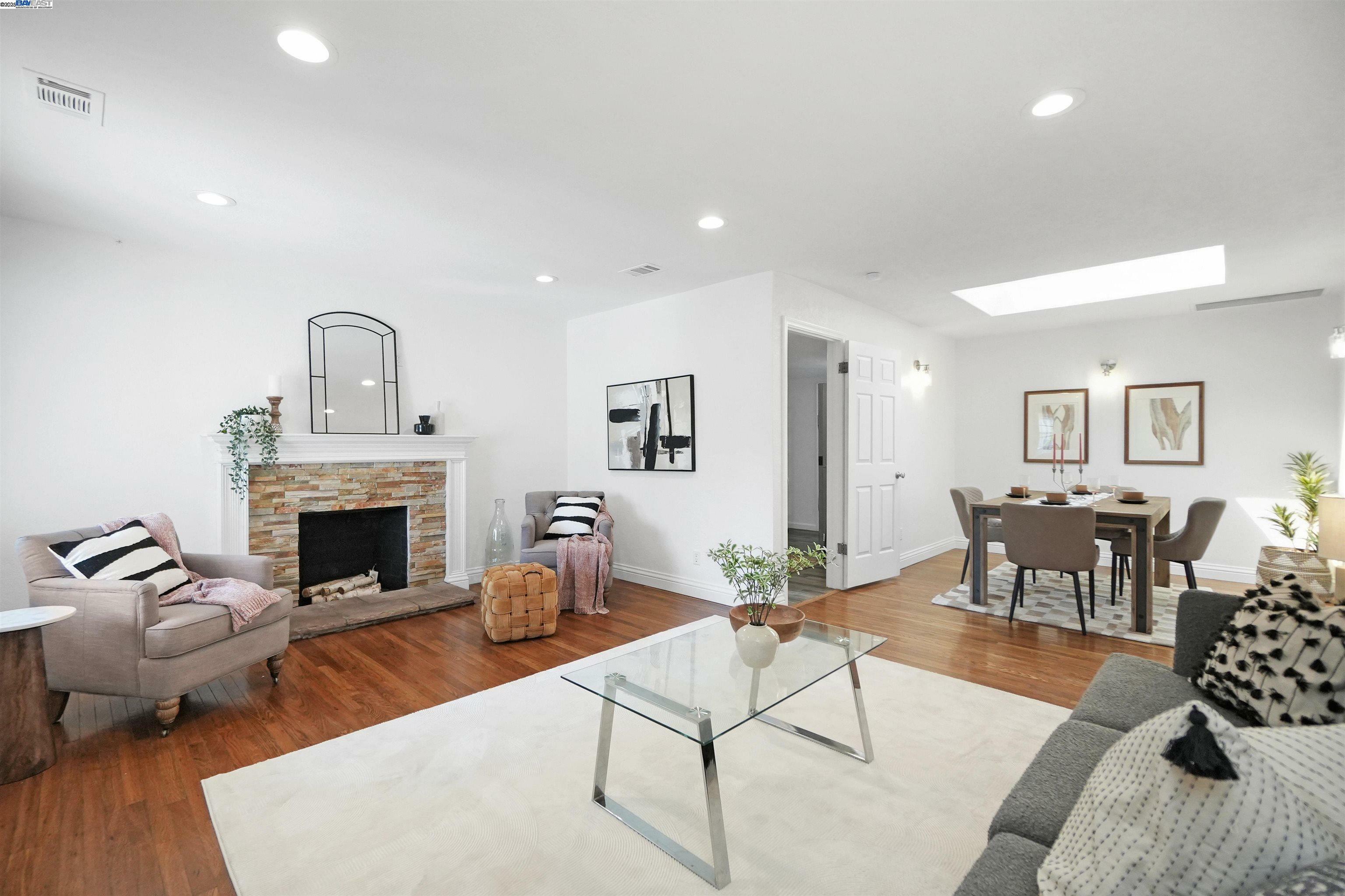 Property Photo: 17303 Via Andeta CA 94580