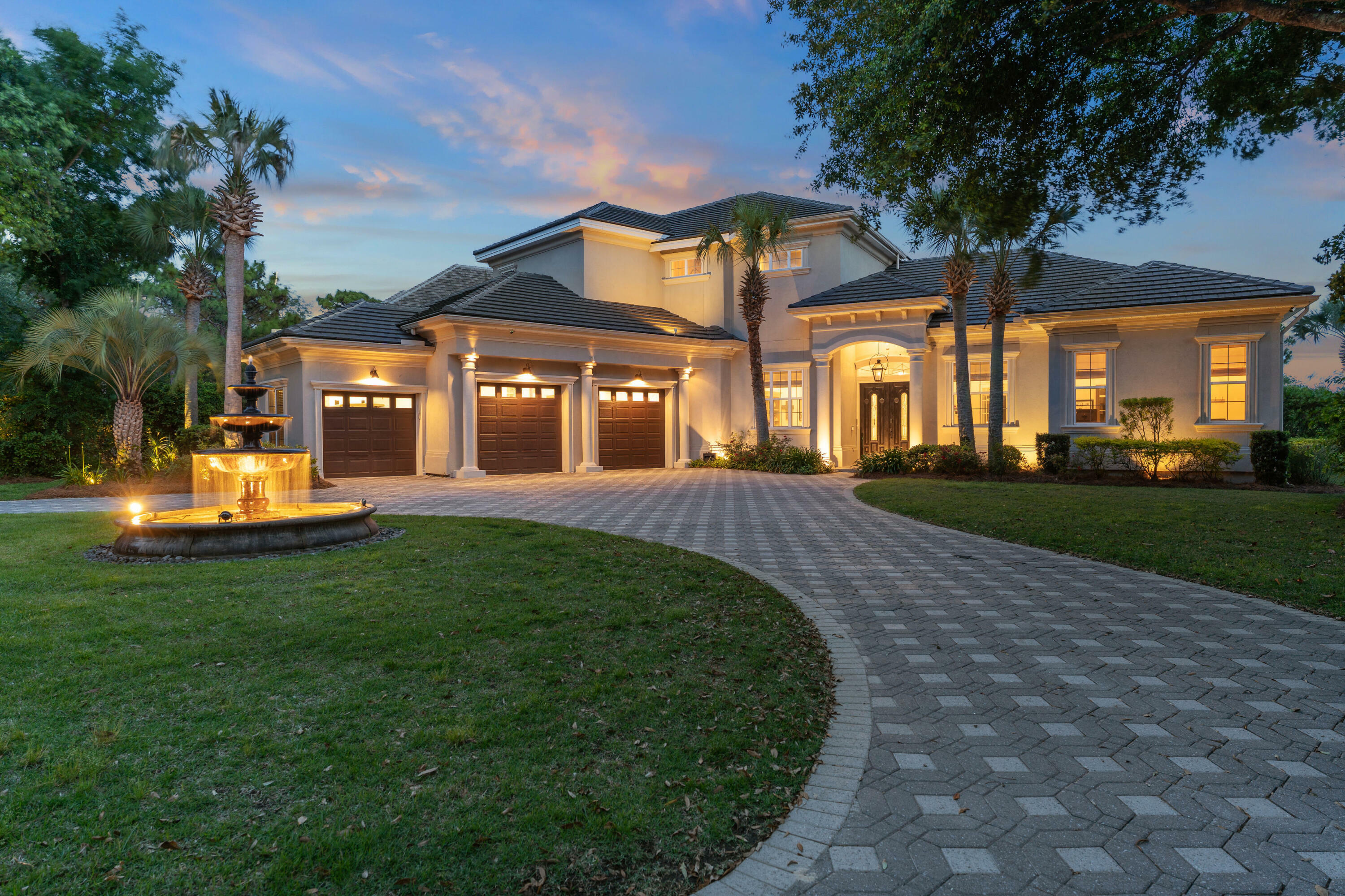 Property Photo: 515 Regatta Bay Boulevard FL 32541