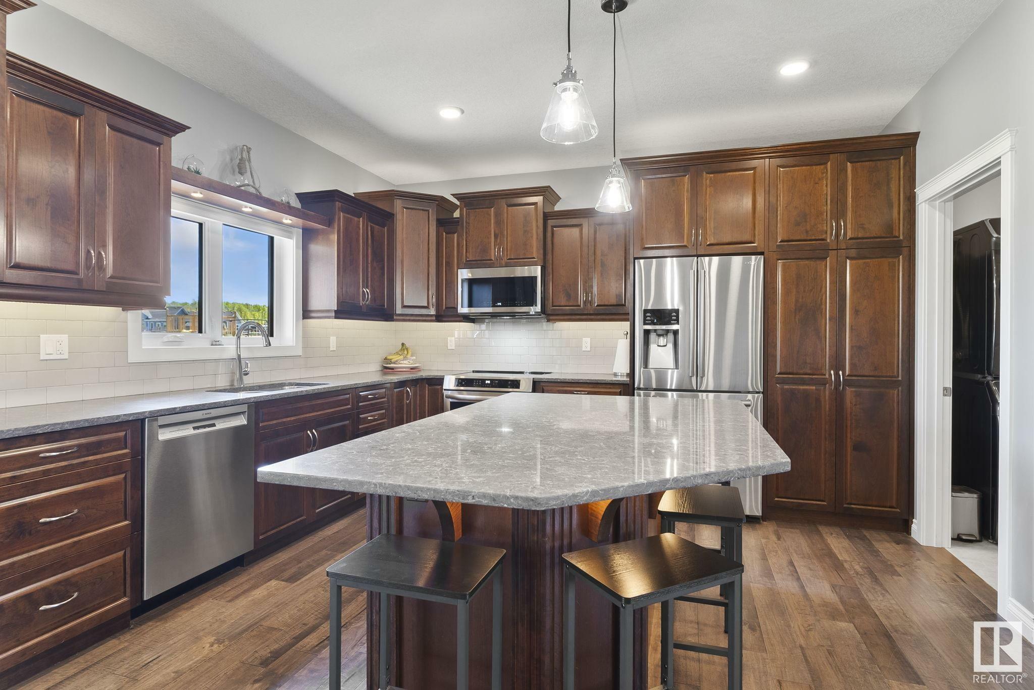 Property Photo: 54406 Rge Road 15 16 AB T0E 1V2