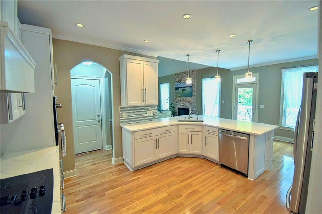 Property Photo: 3740 Duckcove Way GA 30041