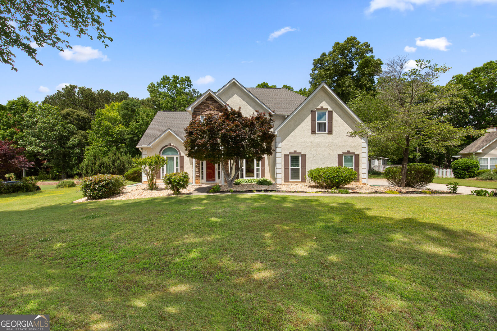 Property Photo:  115 Roscommon Court  GA 30290 