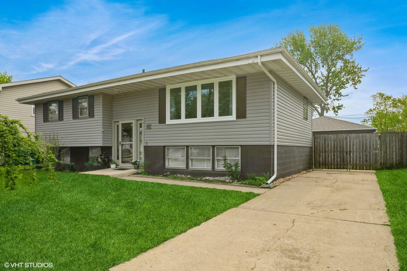 Property Photo: 841 Harrison Avenue IN 46311