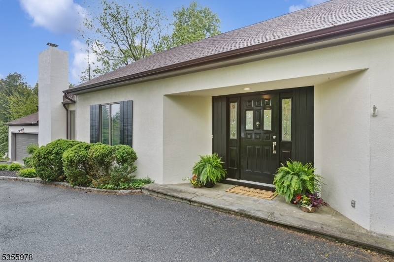 25 Buxton Rd  Chatham Twp. NJ 07928 photo