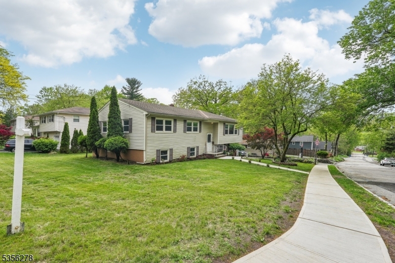 Property Photo: 23 Chestnut Rd NJ 07052