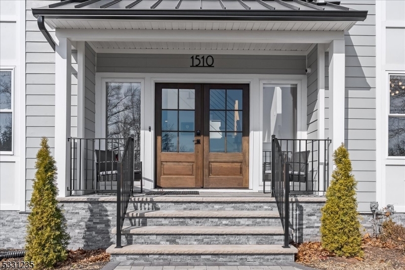 Property Photo: 1510 Deer Path NJ 07092