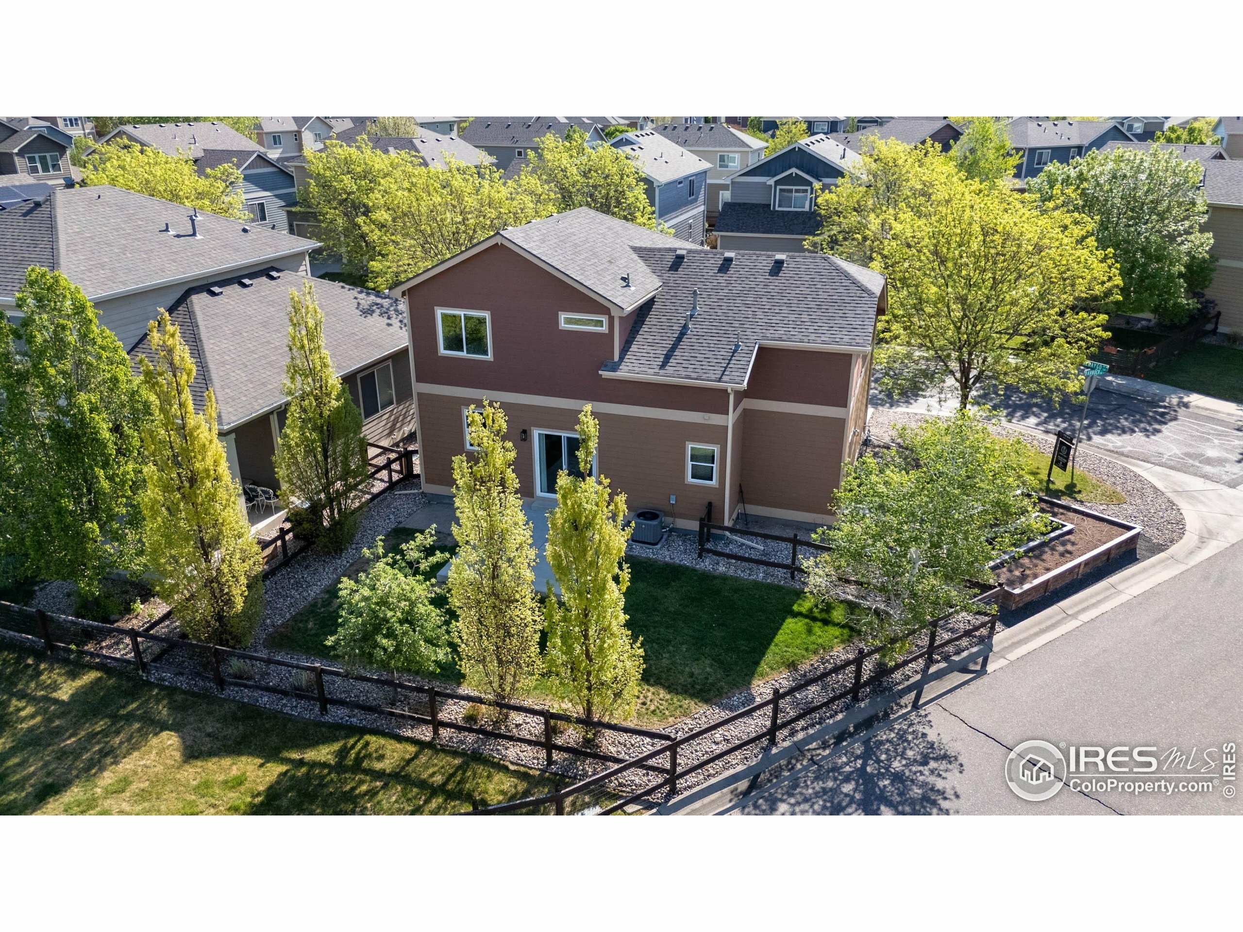311 Newaygo Dr  Fort Collins CO 80524 photo