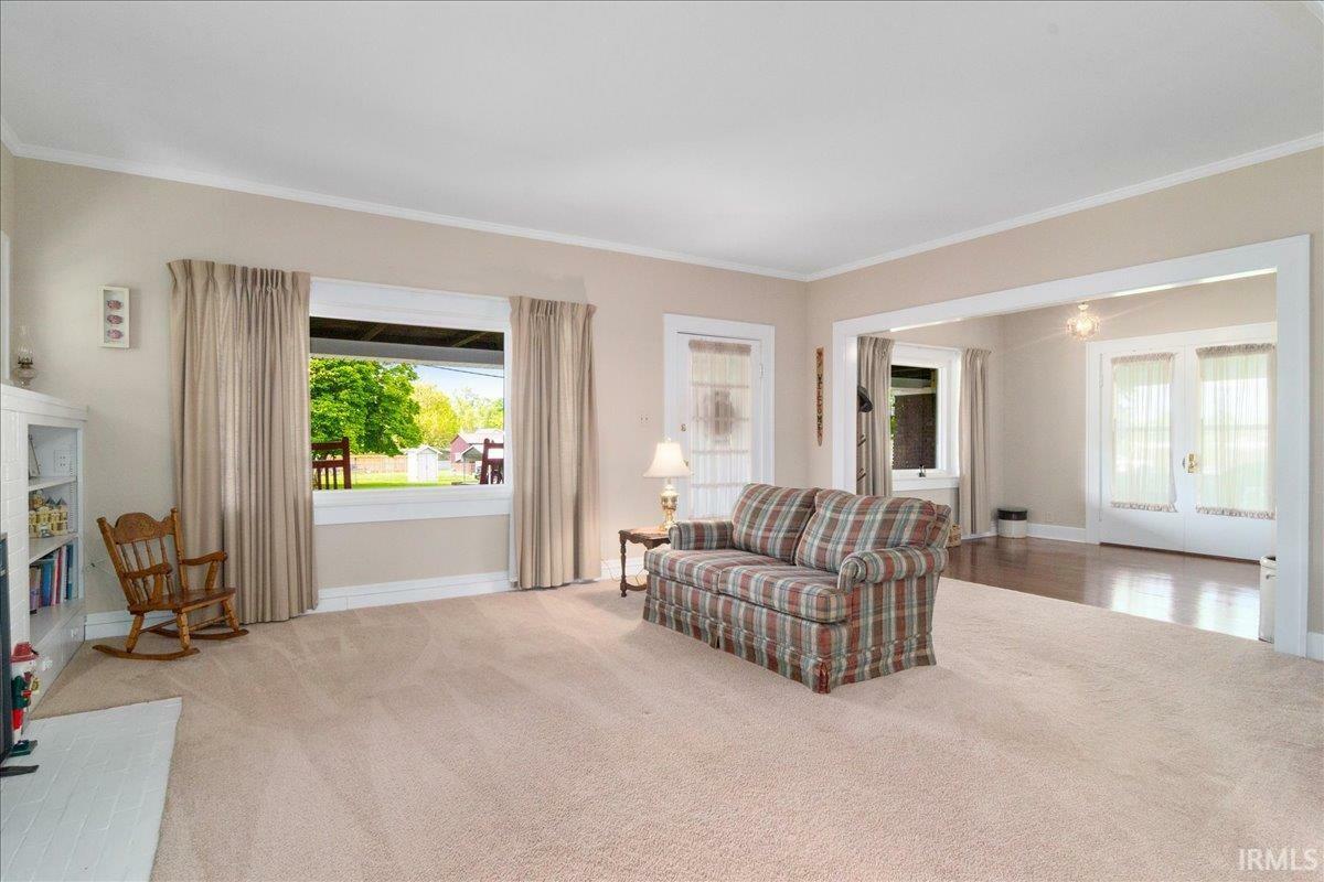 Property Photo: 440 W Spruce Street IN 47670