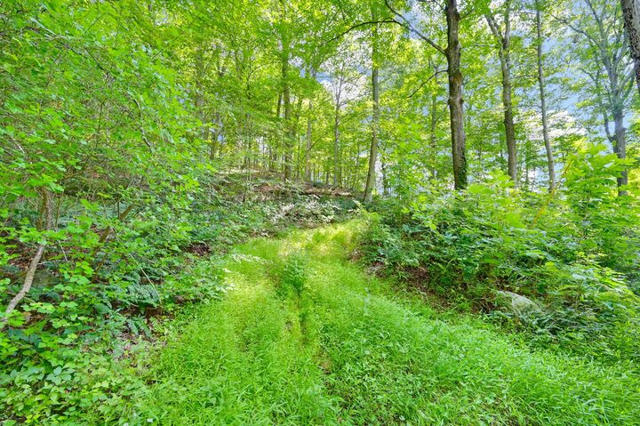 Property Photo:  34 Gordon Road  NY  