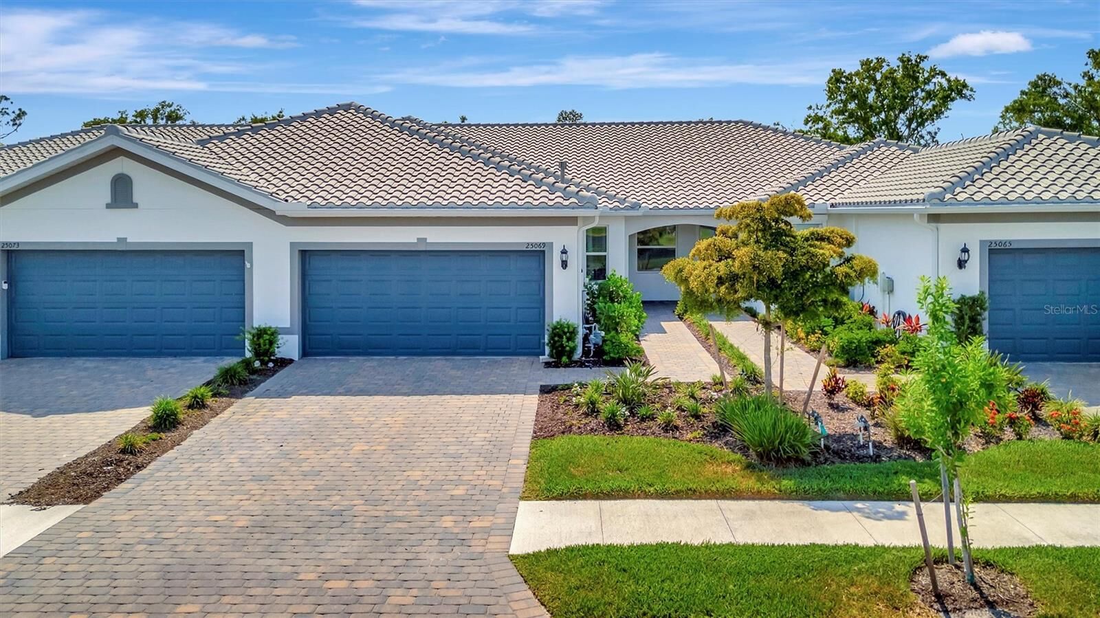 Property Photo: 25069 Pearl Lake Circle FL 34223