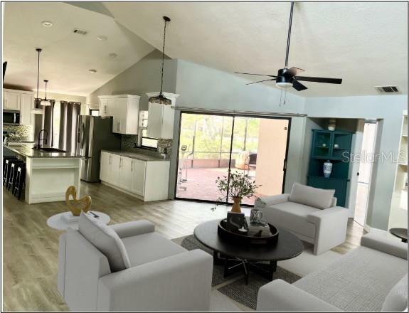 Property Photo: 2615 Autumn Green Drive FL 32822