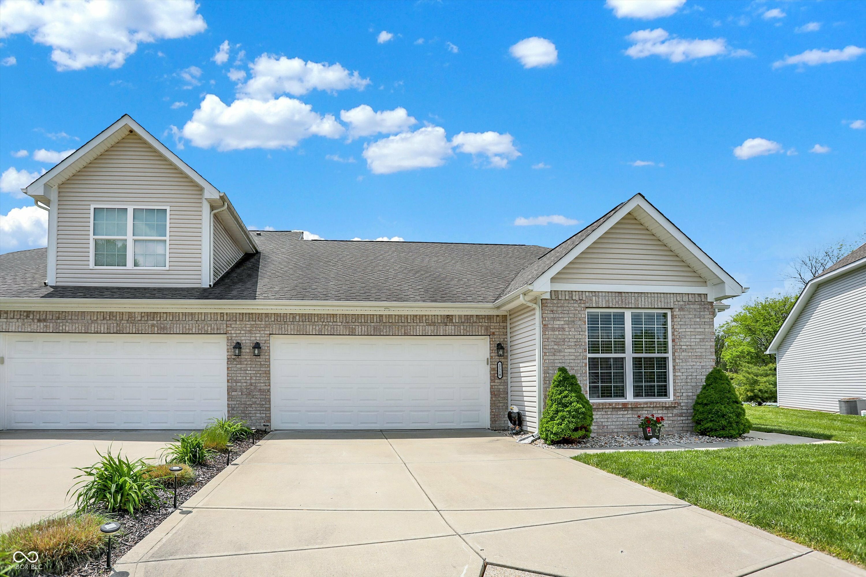 Property Photo: 1118 Kristi Court IN 46142