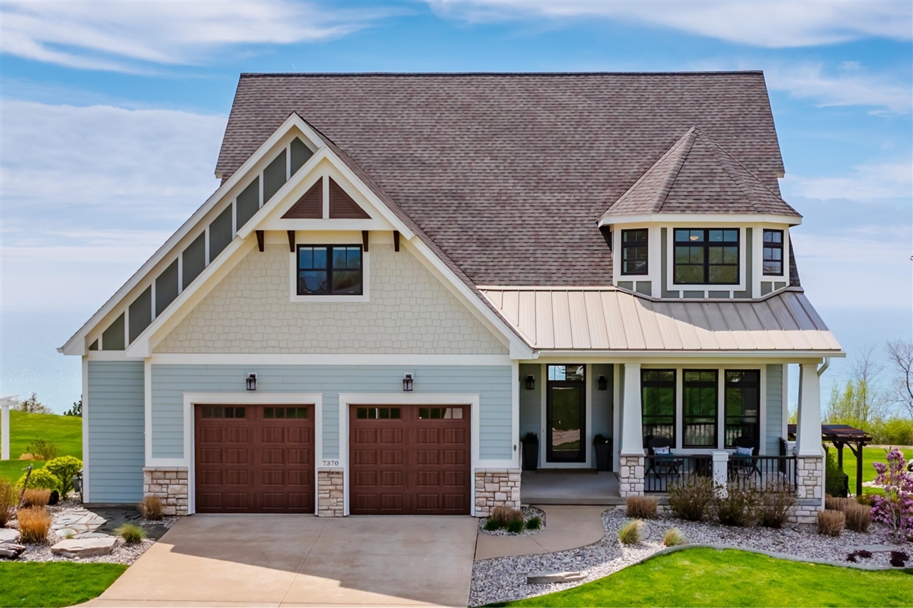 Property Photo: 7370 Highfield Beach Drive MI 49090-9602