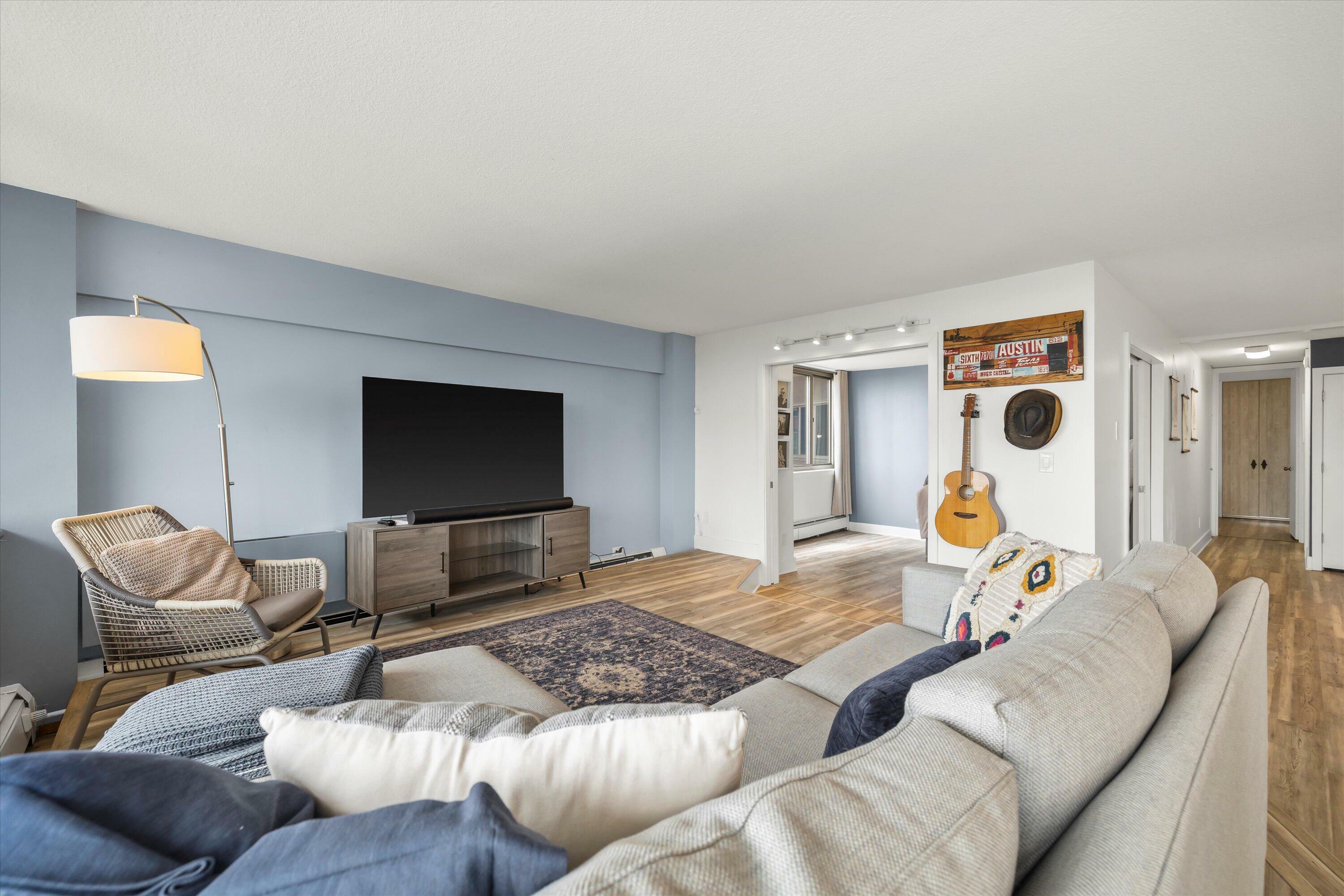 Property Photo: 1919 N Summit Ave WI 53202