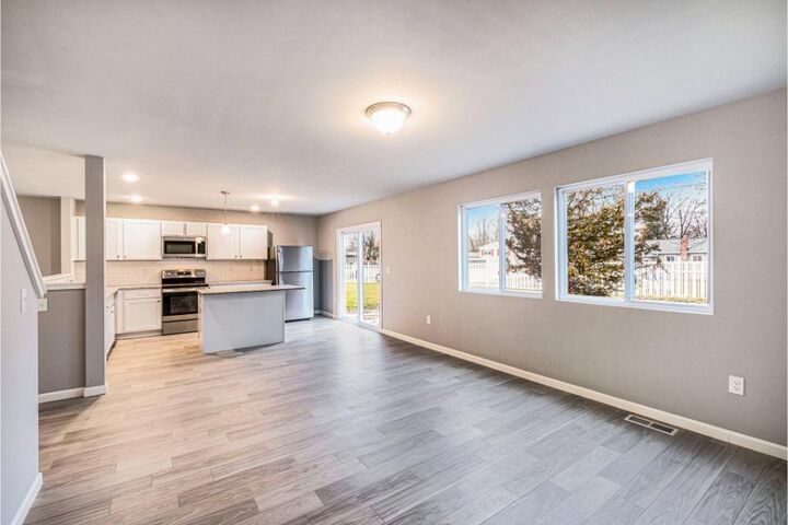 Property Photo: 2191 Suncrest Breeze MI 49103