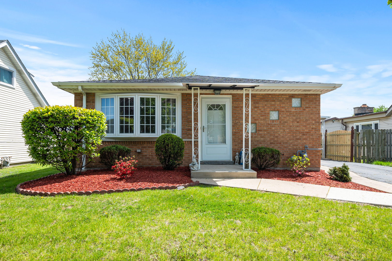 Property Photo: 5855 W 82nd Street IL 60459